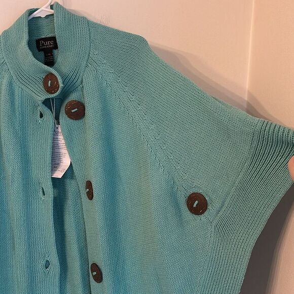 Pure Women’s hand knit teal blue knit shawl poncho big buttons one size NWT! - Picture 2 of 7